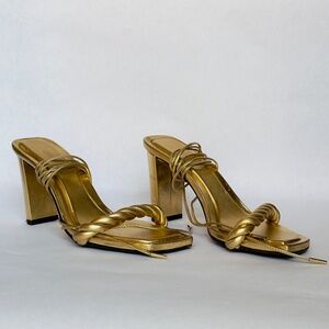 JIMMY CHOO GOLD LEATHER DIOSA 85 SANDAL